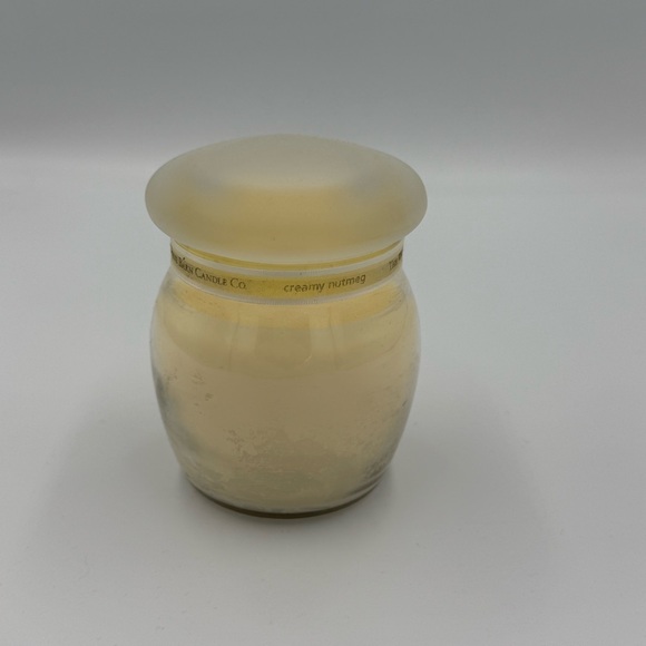 The White Barn Candle Company Creamy Nutmeg Scented Candle‎ 7.5oz NEW Rare